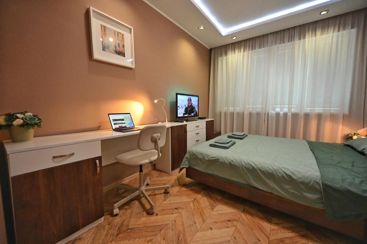 Modern Central 2-Bedroom Apartment With Parking 瓦爾納 外观 照片